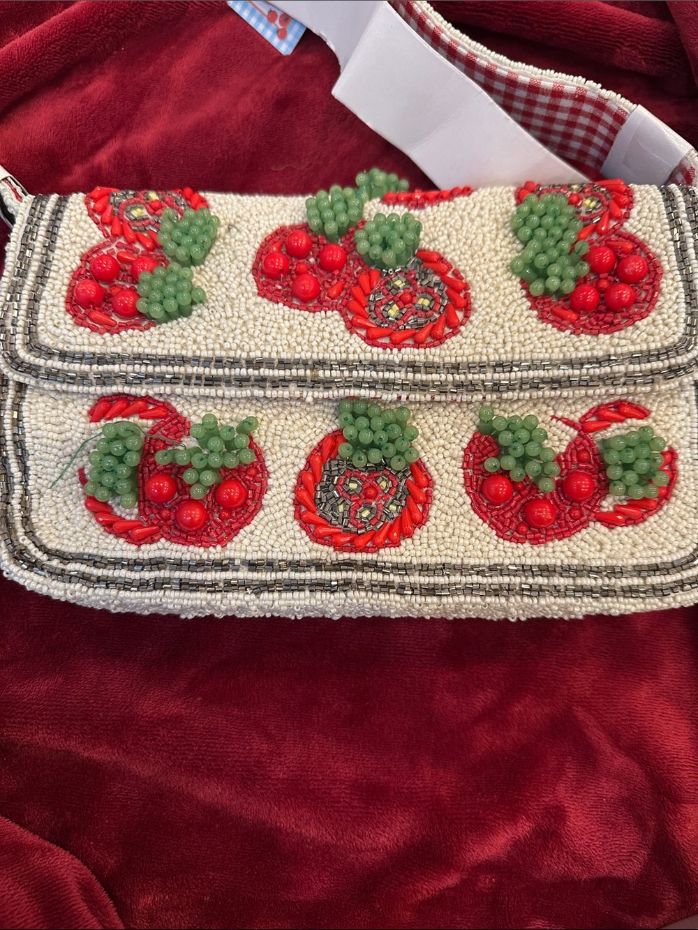NWT Beaded Tomato Shoulder Bag with Red & Green Accents and tomato keychain